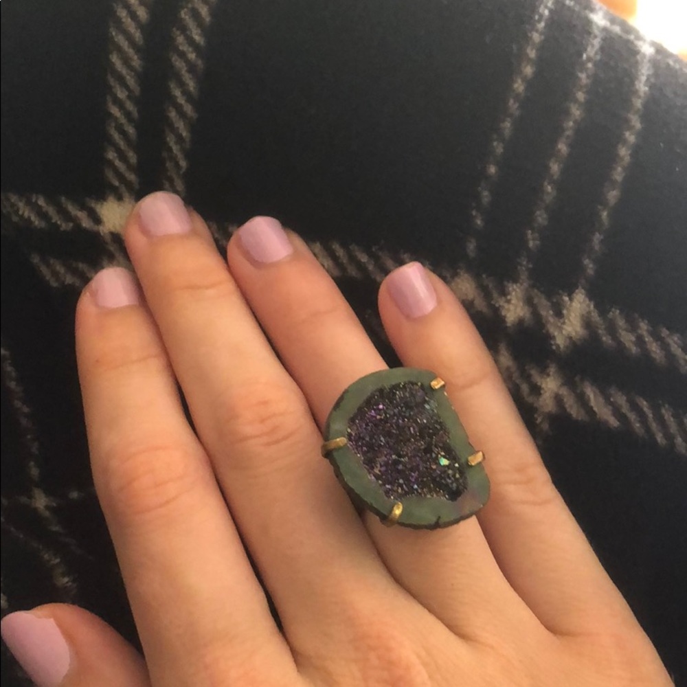 Beautiful Sparkly Gem Rock Ring - image 6